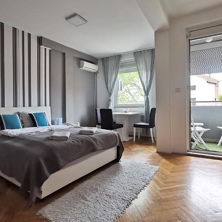 Center Apartment Iva Novi Sad Extérieur photo