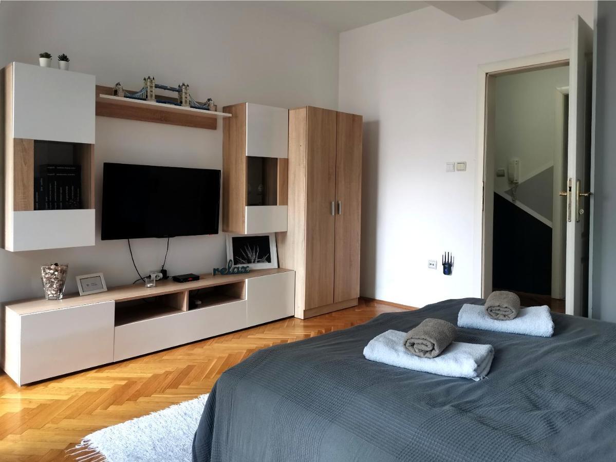 Center Apartment Iva Novi Sad Extérieur photo