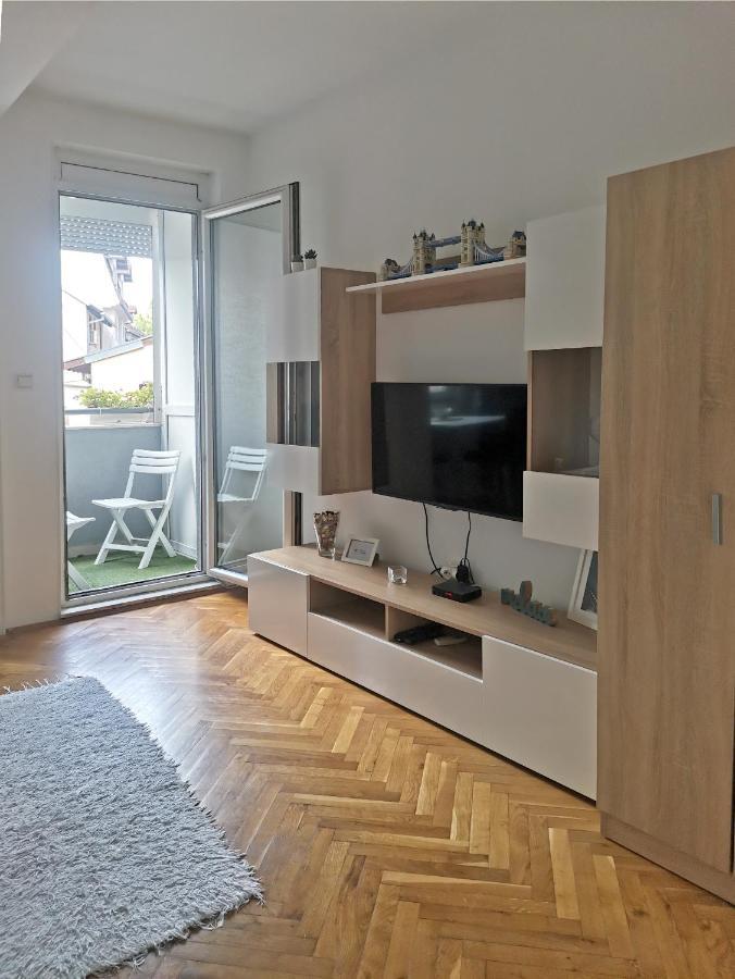 Center Apartment Iva Novi Sad Extérieur photo